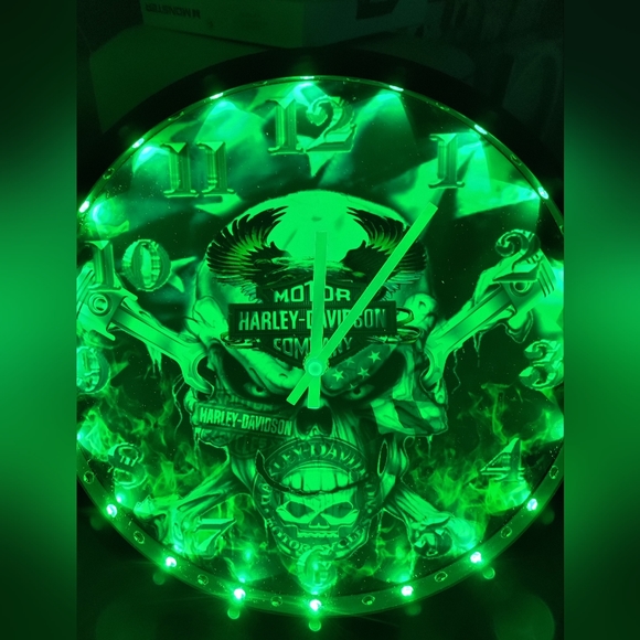 Harley Davidson skull 12" led clock - Picture 3 of 10